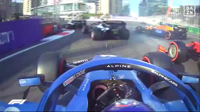 Fernando Alonso shines in Baku with this incredible start.